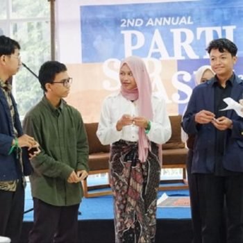 DARI IDE KE AKSI: HASIL PRESENTASI SEBAGAI SOLUSI KREATIF GENERASI MUDA DI YOUTH IDEATHON PARTISIPASIK 2024