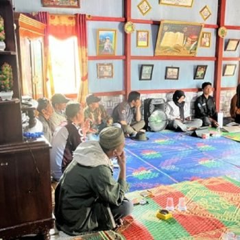 BINA SUASANA DAN ANALISIS SWOT DALAM MENINGKATKAN KAPASITAS PELATIHAN KELOMPOK TANI GUNUNG PATAH (KTGP)