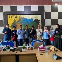 Kolaborasi Supreme Energy Rantau Dedap dan Anwar Muhammad Foundation: Membangun Kepercayaan Petani Kopi di Semendo